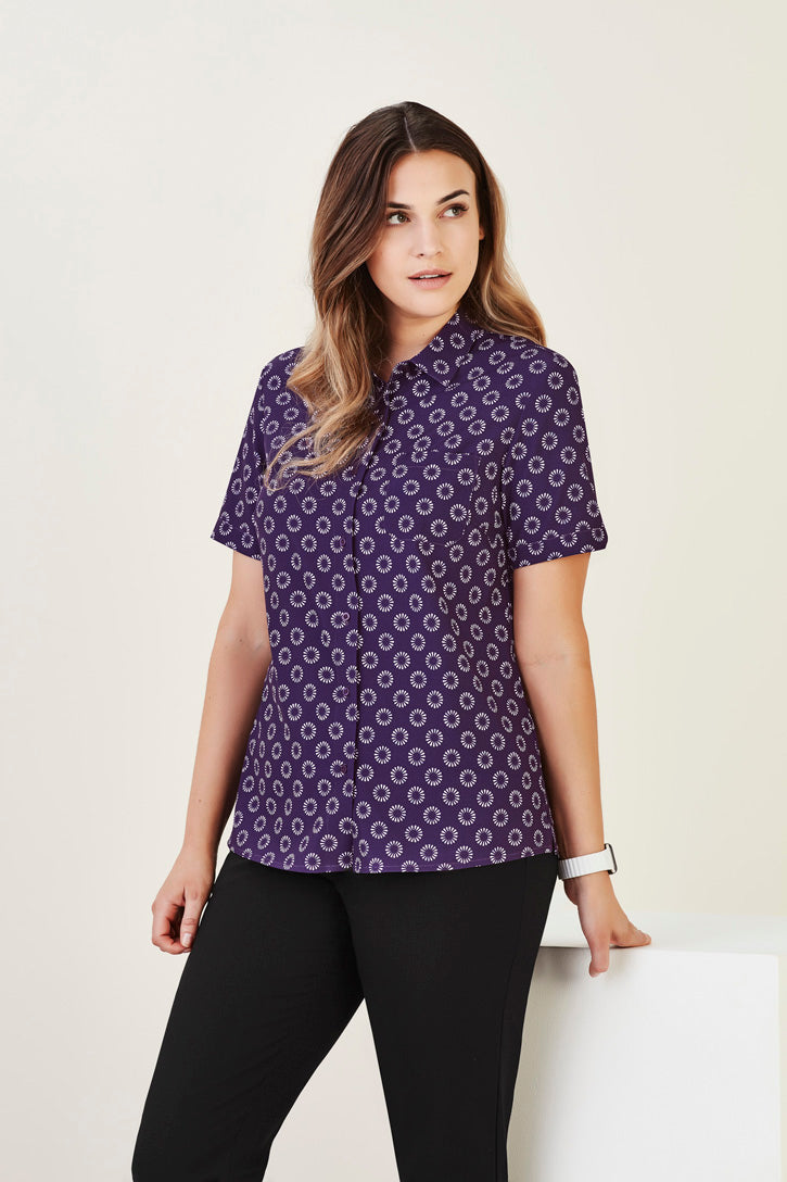 CS948LS - Biz Care - Womens Florence Daisy Print Short Sleeve Shirt Purple