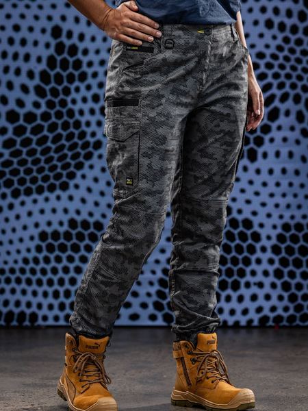 BPCL6337 - Bisley - Women's Flx & Move Stretch Camo Cargo Pants - Limited Edition - Charcoal Honeycomb
