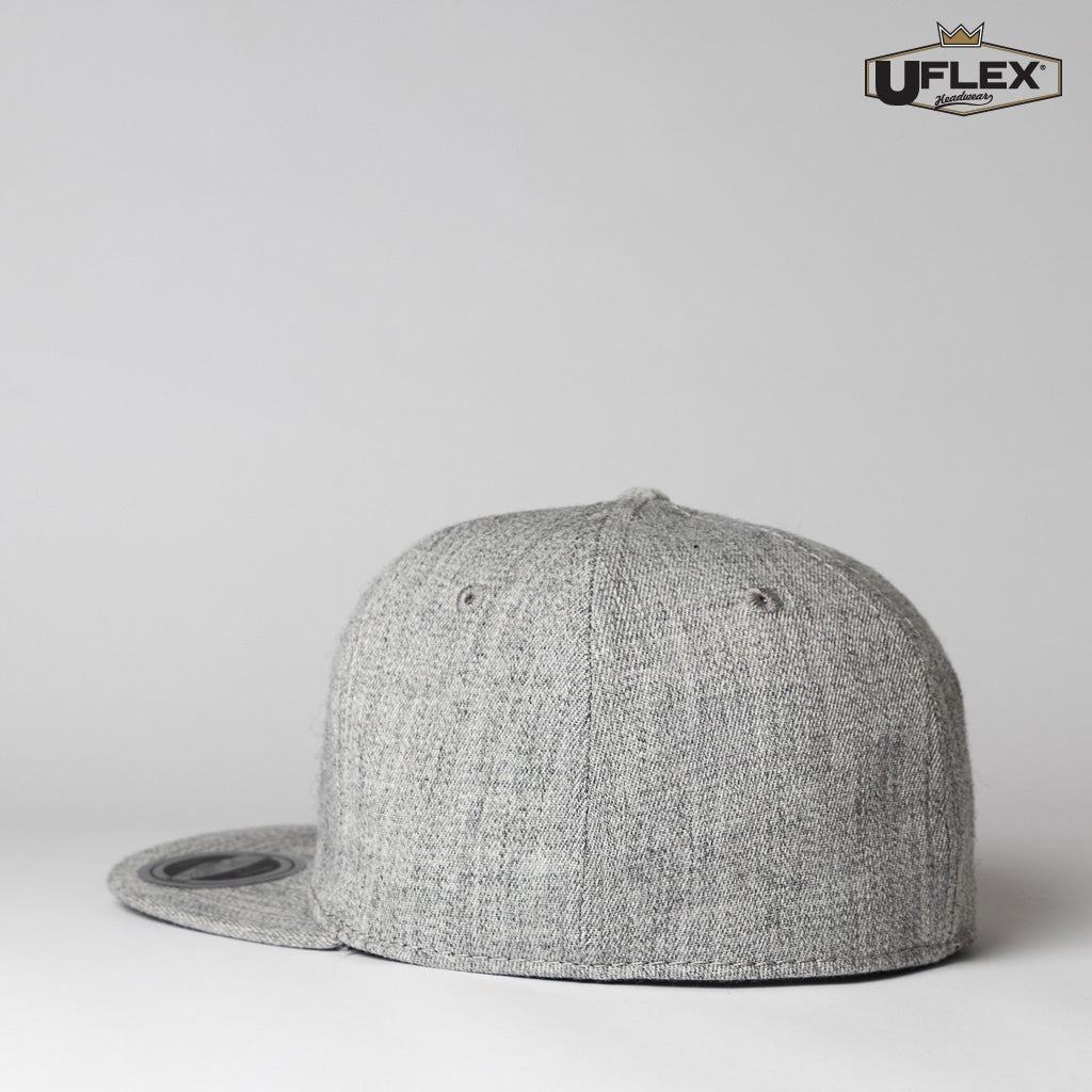 U15604 - UFlex - Adults Flat Peak 6 Panel Fitted